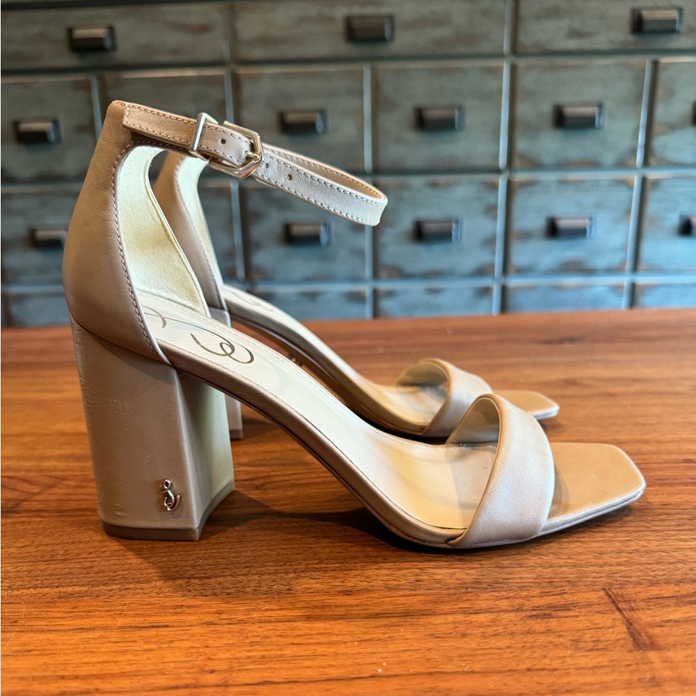 Sam Edelman Daniella Block Heel Sandal - Picture 3 of 6